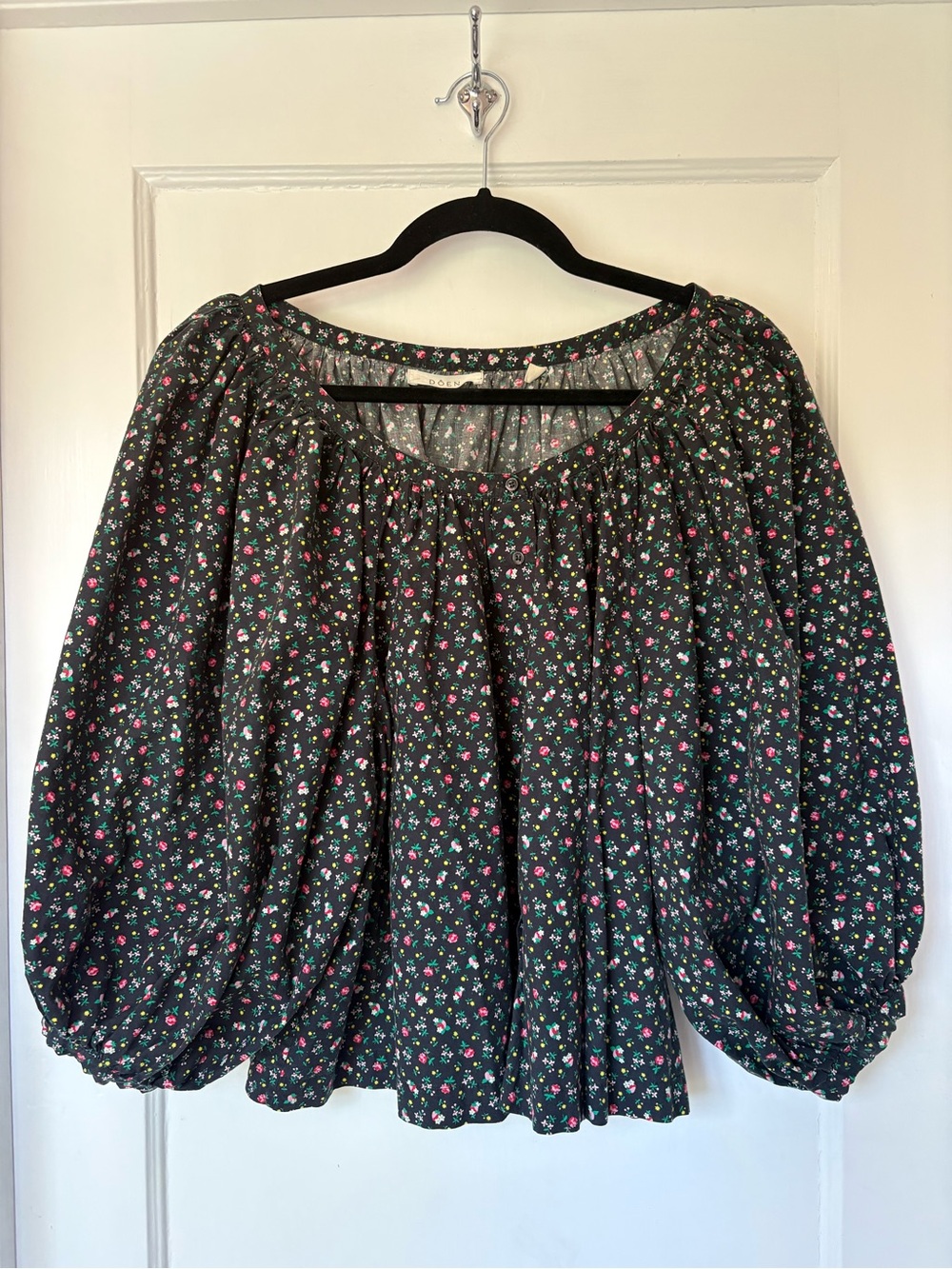 Doen Floral Peasant Blouse